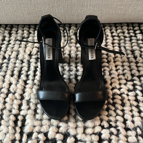 Steve Madden Carrson Black Block Heels Leather - Picture 3 of 8